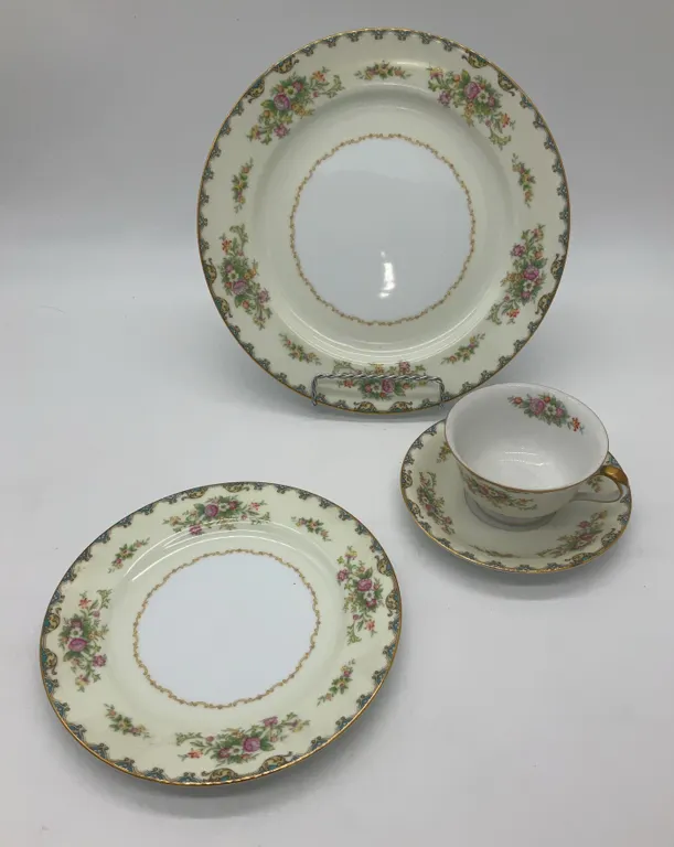 Vintage Fine China Noritake “Miranda”, 4 Piece Place Settings for 13