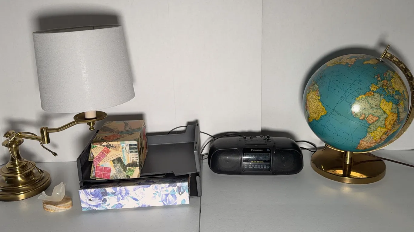 Vintage Home & Office Décor Lot, Swing-Arm Wall Lamp, Globe, Radio & Desk Accessories