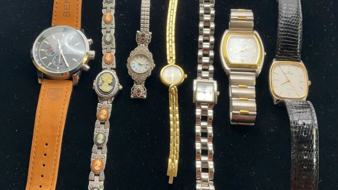 Mens and Women’s Watches Including Anne Klein, Timex & Bengal