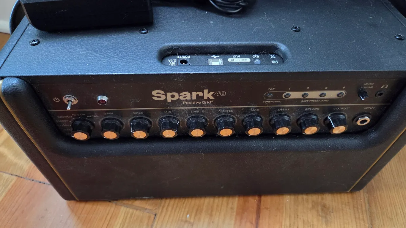 Spark Guitar Amp