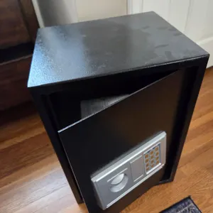Metal Safe