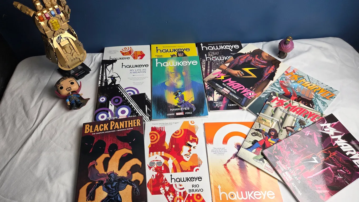 Marvel comic collection along with Lego infinity gauntlet