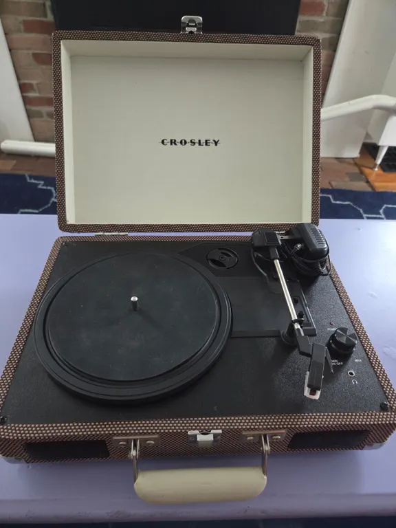 Crowley Record Player