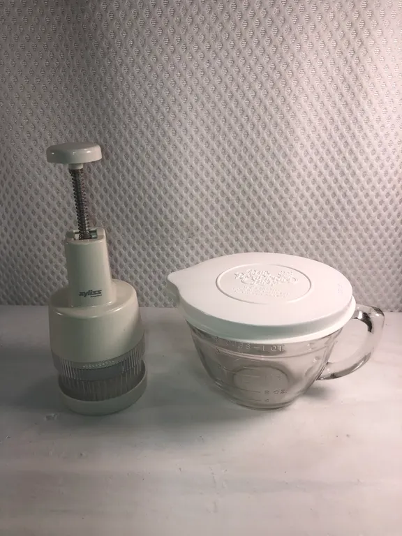 Pampered Chef and Zyliss Kitchenware