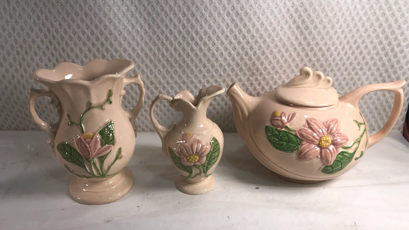 Hull Art Pottery