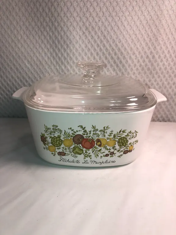 Rare Pyrex/Corning Ware 3 Quart Casserole Dish