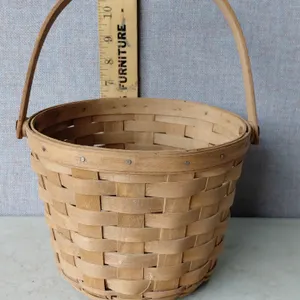 Vintage Longaberger Basket 9.25"X8"X6.25"