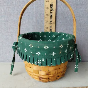 2000 Longaberger Basket W/Liner (Minor Stains/Discolored) & Button Protector 7.5"X6.5"X5.25