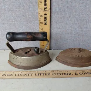2 Vintage Dover No 62 Sad Irons U.S.A. W/1 Removable Top