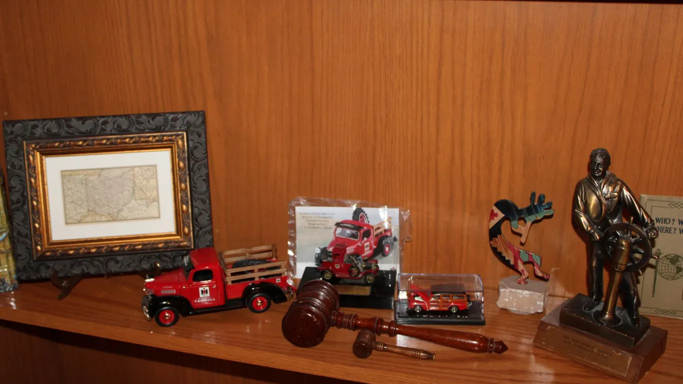 Collectibles & Memorabilia