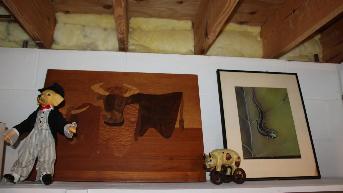 Folk Art & Décor