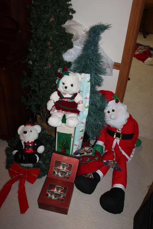 Christmas Trees & PDécor