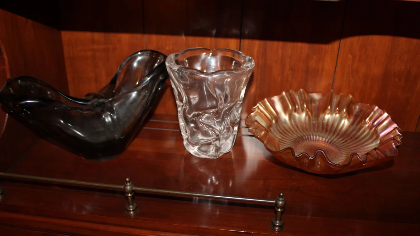 Art Glass Vase & Bowls