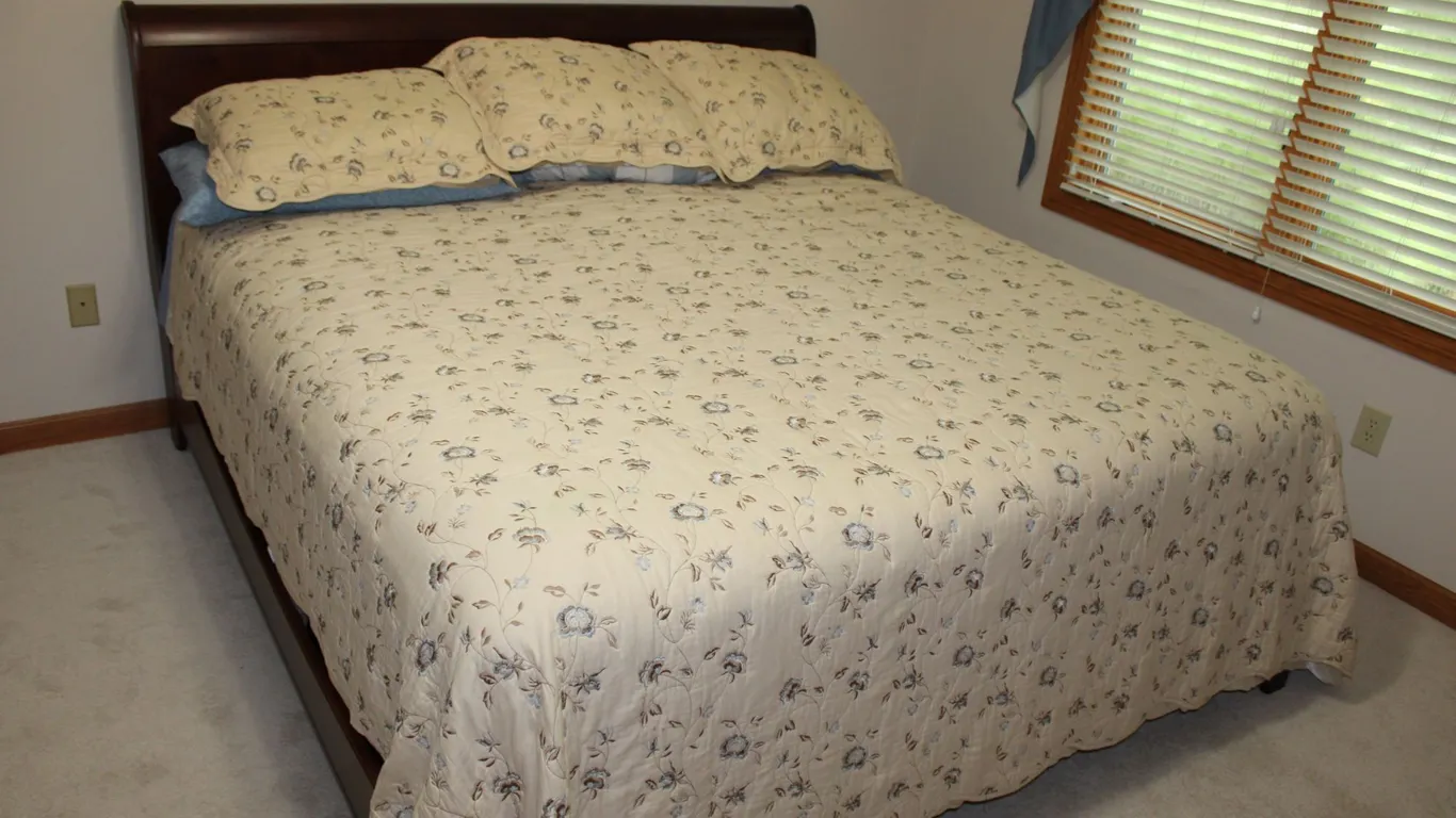 Cherry Sleigh Bed