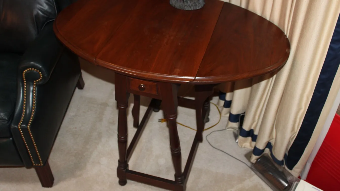 Drop Leaf Table