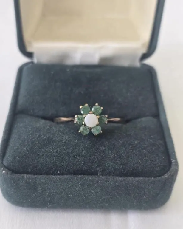 Vintage 375 Gold Ring size 11.5