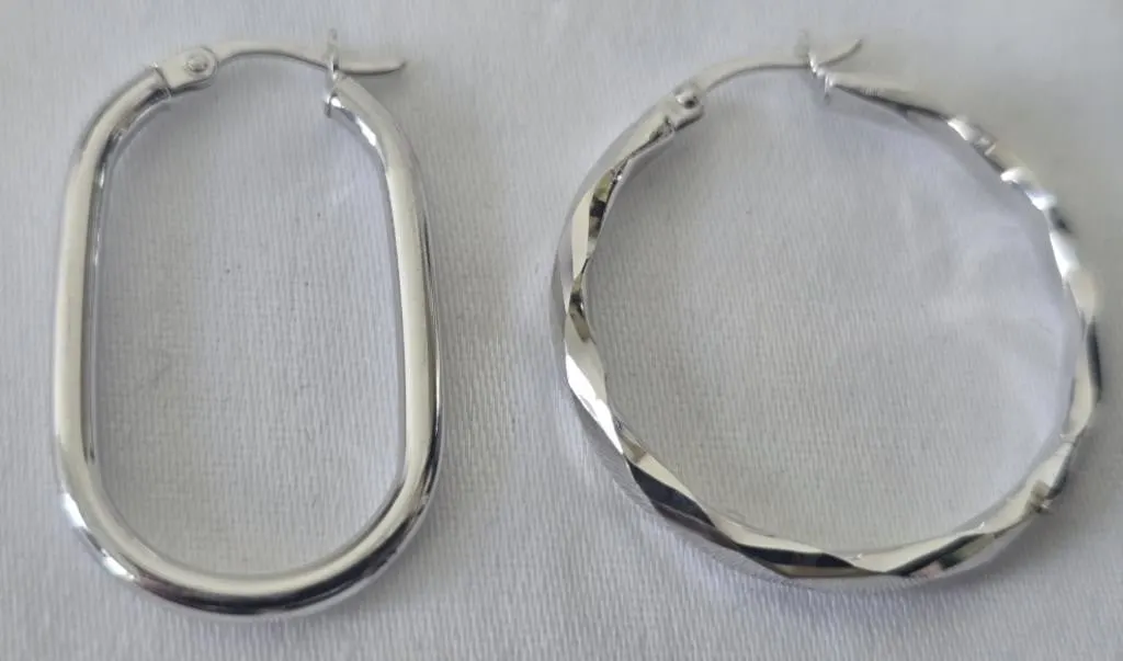 (2) 14K Earrings 2.29 Grams