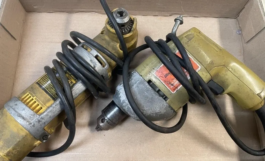 DeWalt 3/8� right angle drill, and a vintage