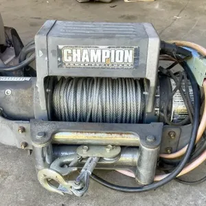 Champion Power Equipment 9,500-lb capacity