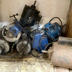 Eight electric motors. All turn freely.