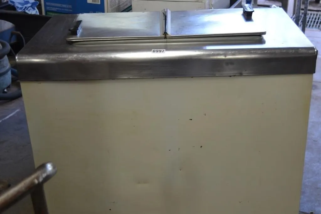 Schaeffer Ice cream dip cabinet