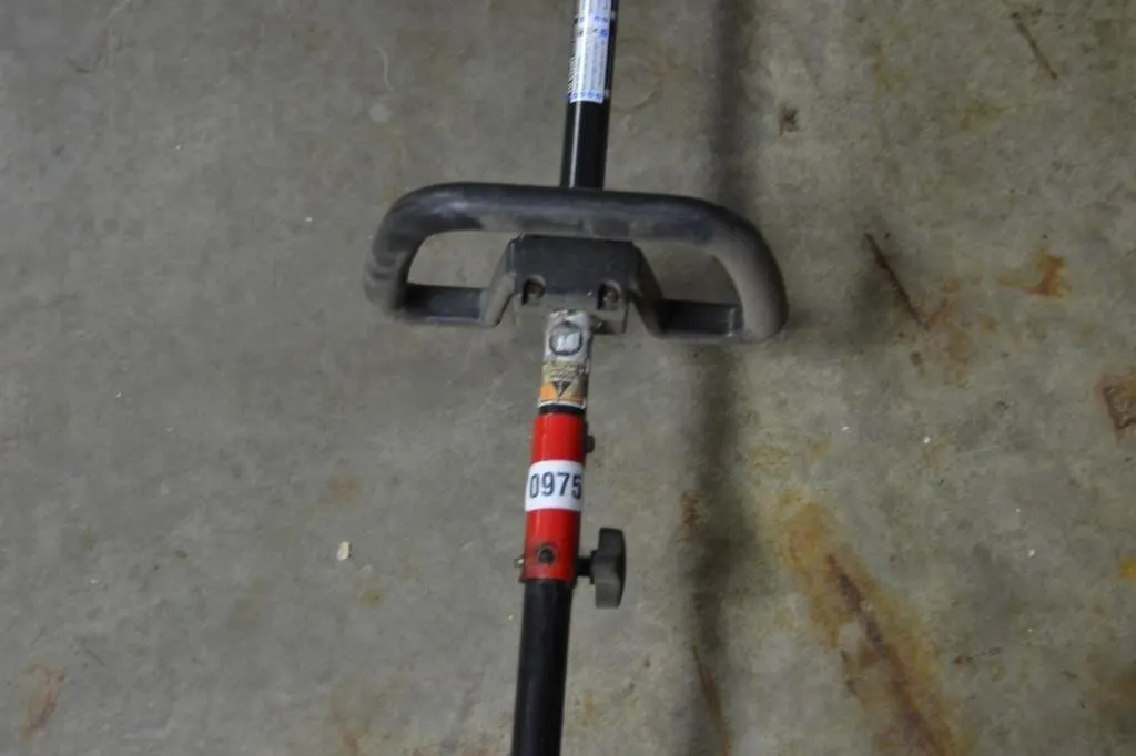 Gas powered Weed wacker