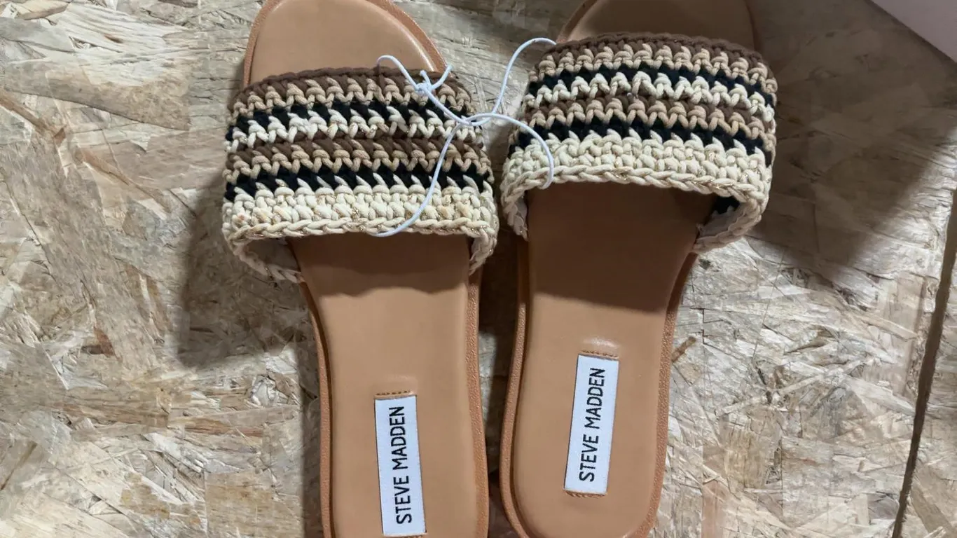 Steve Madden Tanyah Crochet Sandals Size 9