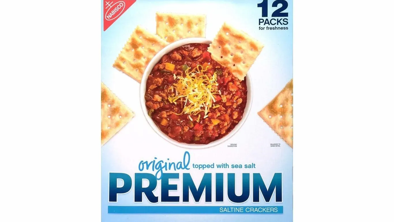 Nabisco Premium Saltine Crackers 48 oz