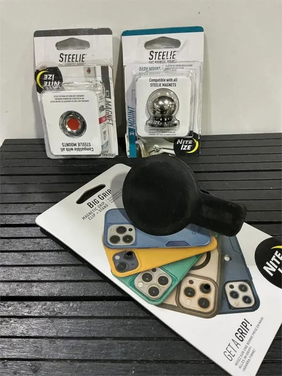 Nite Ize Steelie and Big Grip Mounting Lot