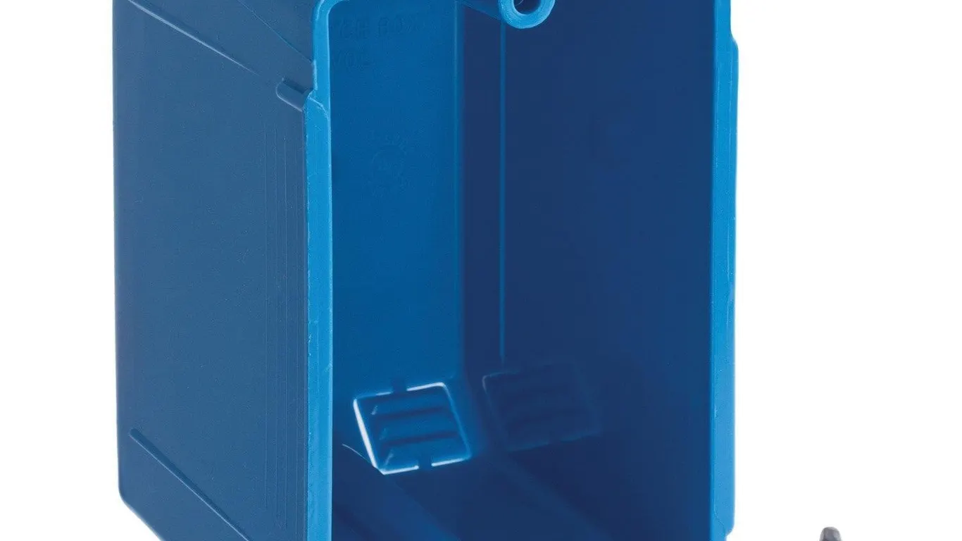 Lamson B120AR Carlon Single Gang Nail-On Box