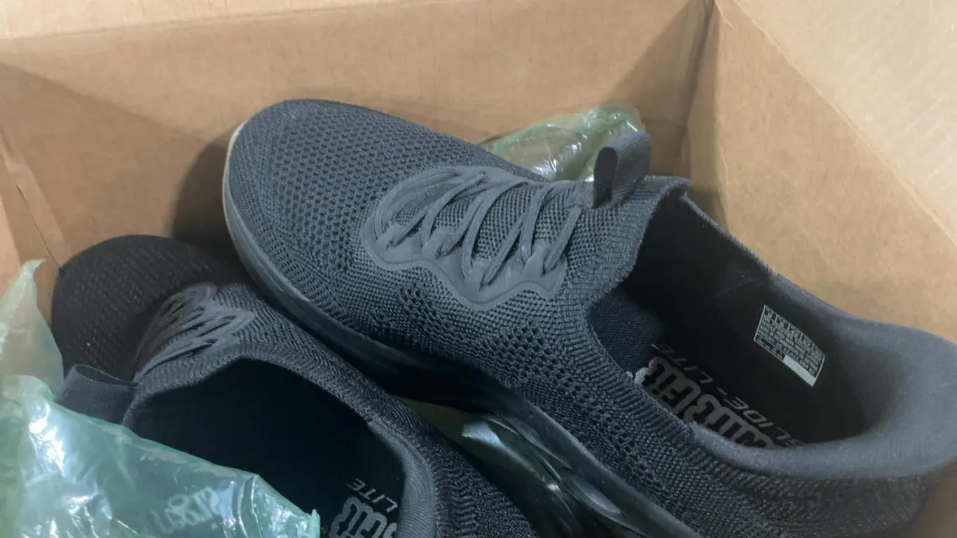 Skechers Glide-Lite Black Walking Shoes
