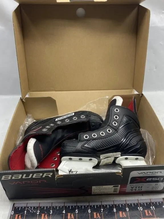 Bauer Vapor X250 Youth Ice Hockey Skates