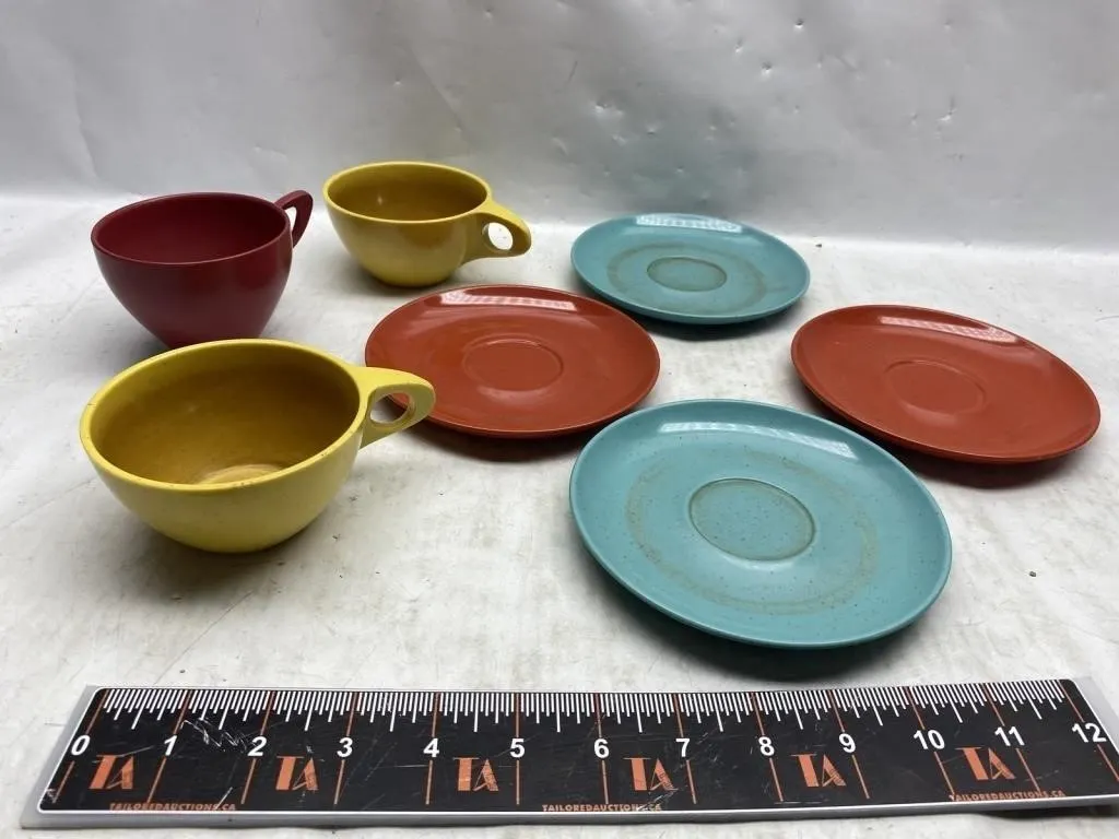 Melmac Evermaid Carnival Cups & Saucers Set
