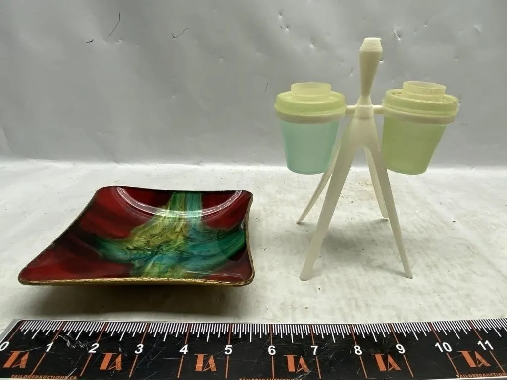 Enamel Dish and Plastic Salt/Pepper Caddy