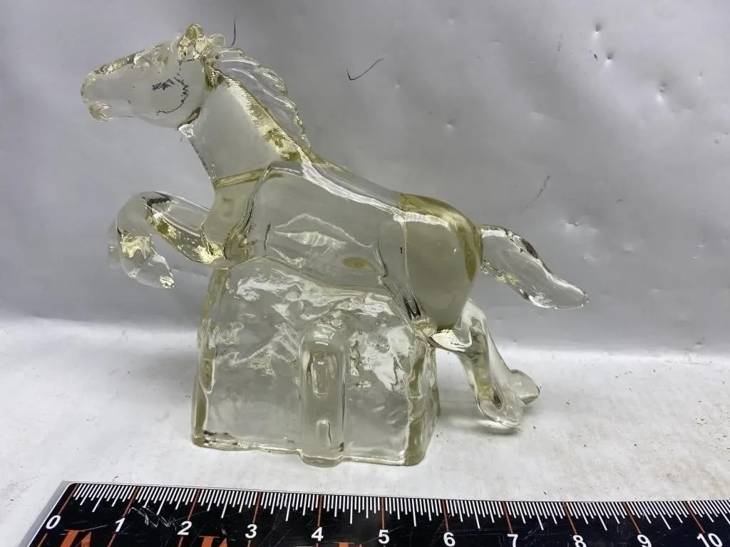 Glass Horse Figurine Satue