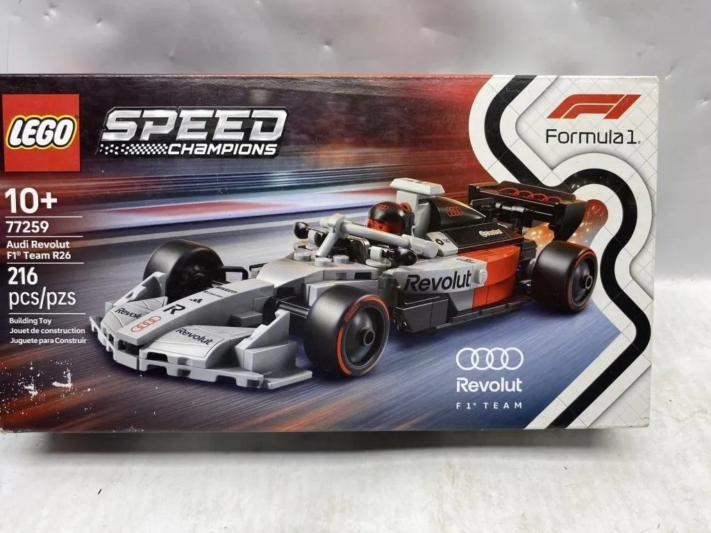 LEGO Speed Champions Audi Revolut F1 Team R26