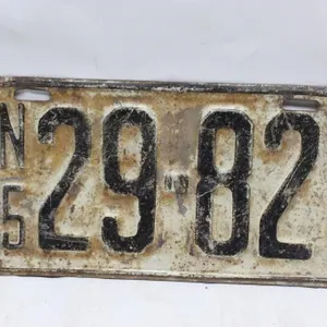 1925 Manitoba License Plate #29-821