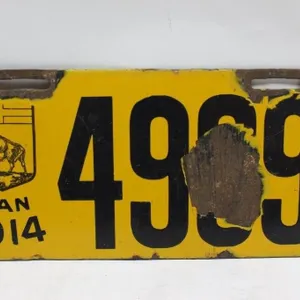1914 Manitoba Porcelain Licence Plate #4909