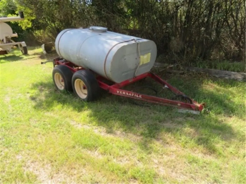 250 gal. Metal Sprayer Tank on own trailer