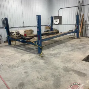 Rotary 4 post auto hoist