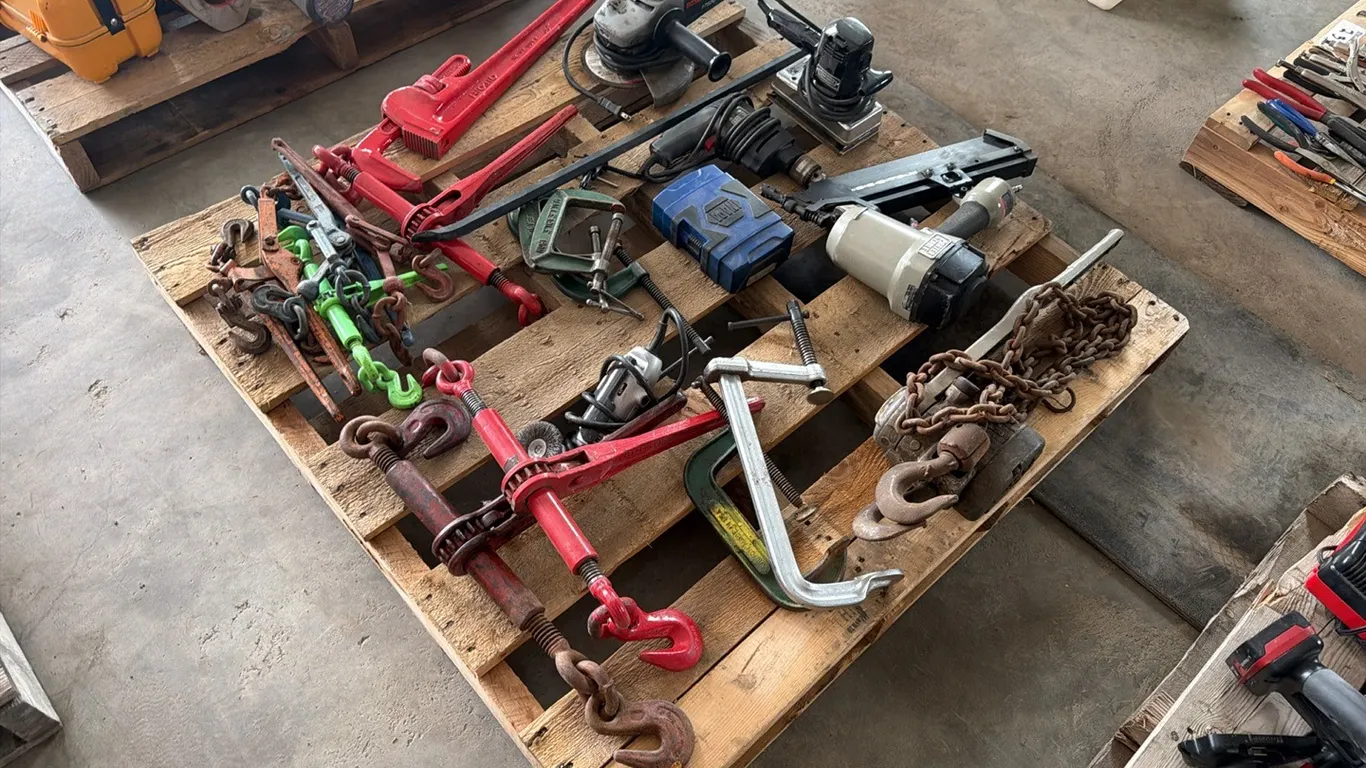 Assorted tools & hardware