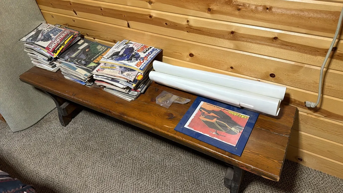Large quantity of Ski-Doo & snowmobile periodicals, magazines & literature