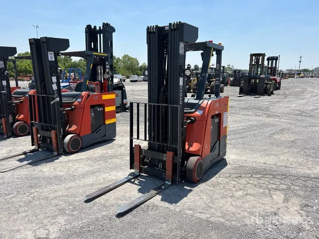 Toyota 8BNCU18 3500 lb Electric Forklift