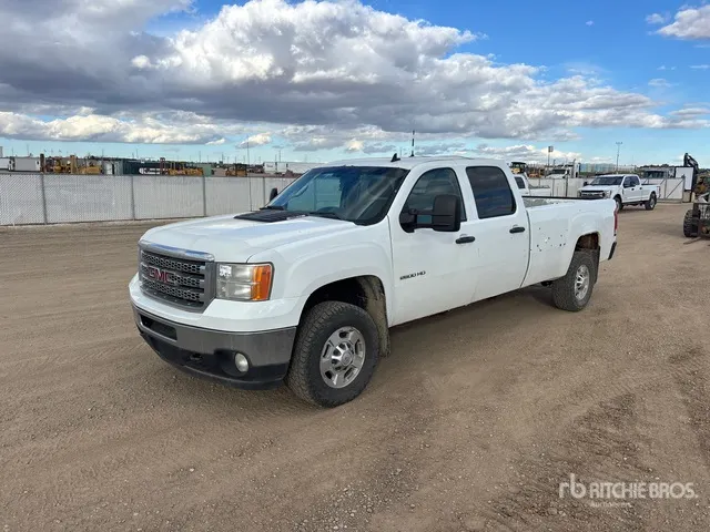 2012 GMC Sierra 2500HD 4x4 Crew Cab Pickup