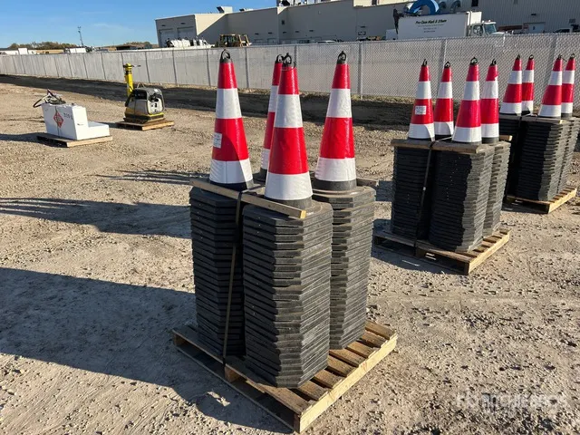Quantity of (100) 27 In Reflective Traffic Cones (Unused)