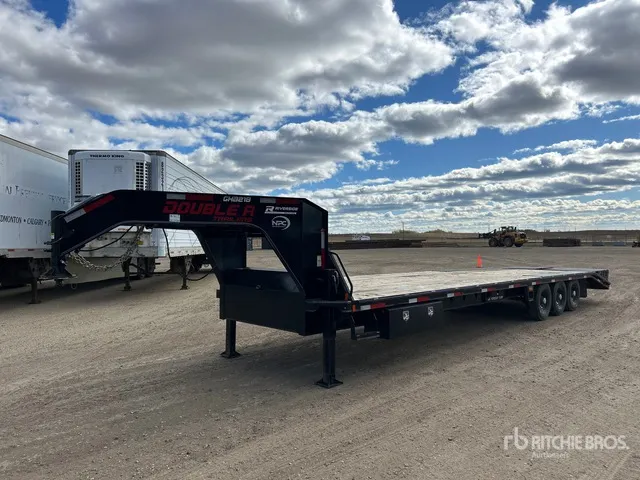 2024 Double A GHB218-32 32 ft Tri/A Gooseneck Equipment Trailer