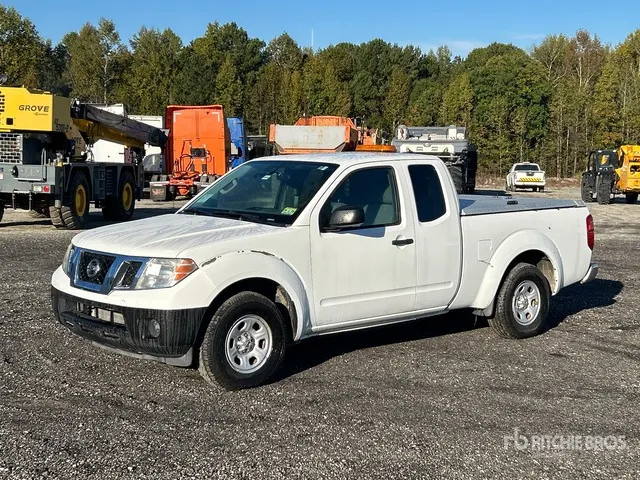 2016 Nissan Frontier 4x2 Extended Cab Pickup