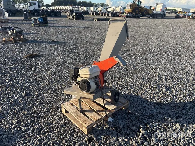 Dormak SH50H Wood Chipper
