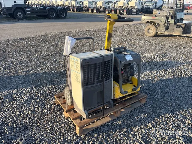 2016 Wacker Neuson BPU3750Ats Vibratory Plate Compactor