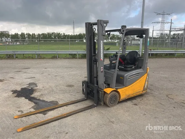 2018 Jungheinrich EFG216K 1600 kg Electric Forklift